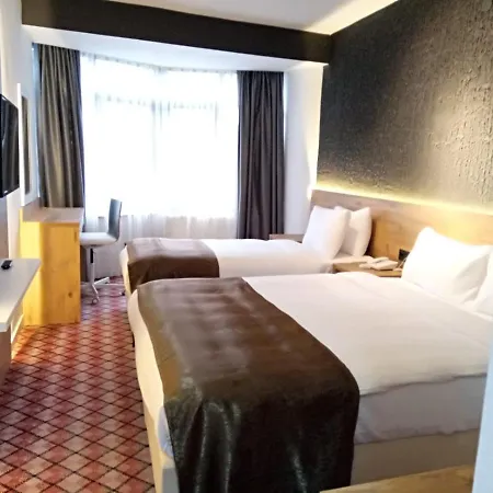 Hotel Eskoppremium 2*